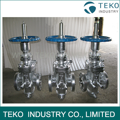 Butt Weld Wedge Gate Valve , Self - Tightening Slab Expanding Gate Valve For Natural Gas Butt Weld Wedge Gate Valve , Self - Tightening Slab Expanding Gate Valve For Natural Gas